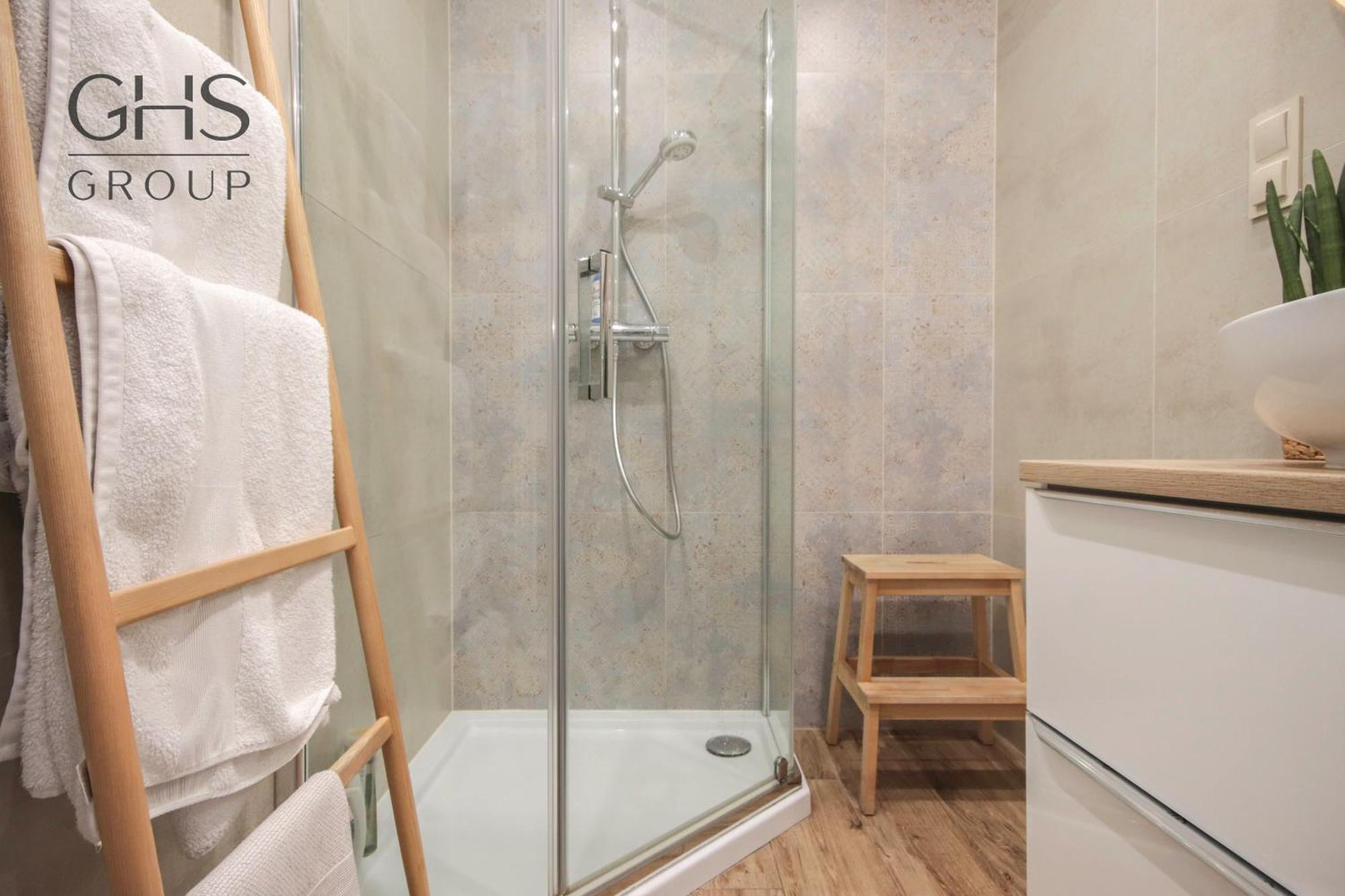Beautiful Apartment In The City Center Krasków Exterior foto